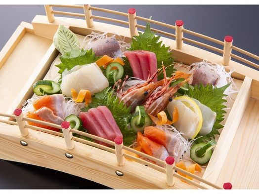 【お肉よりお魚派!!メインは海鮮陶板で船盛付♪♪】新鮮な和食会席と２種類の泉質を堪能する温泉グルメ旅